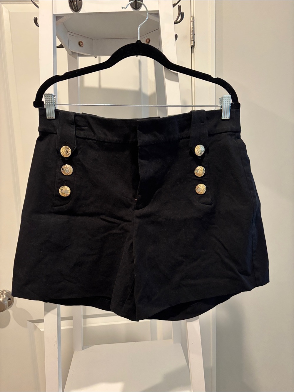Lilly Pulitzer Black High-Waist Button-Front Shorts
